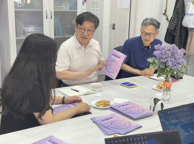 K-학술확산연구센터, 사마르칸트국립외국어대학교,타슈켄트국립동방대 방문, K-학술확산사업 소개                                 썸네일