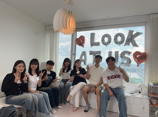 인하대학교 K-커넥터즈 'Look at us' 팀, 서울탐방 통해 K-문화 확산에 앞장서                                 썸네일